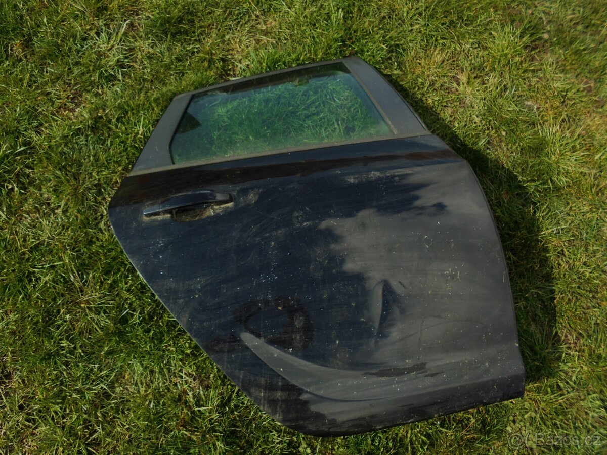 Opel astra J rok 2012 díly - 16