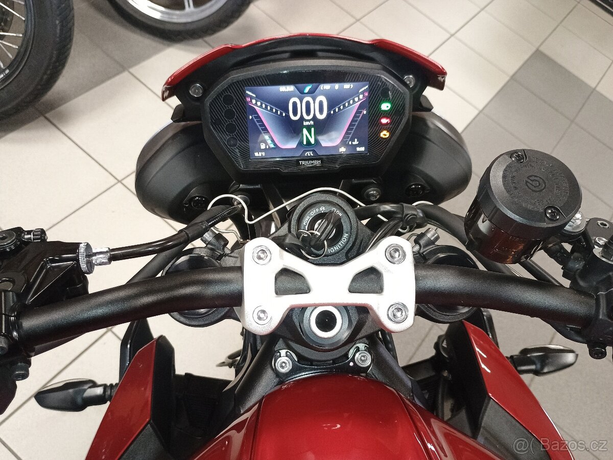 TRIUMPH STREET TRIPLE 765RS MY2024 - 16