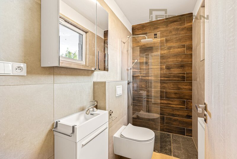 Prodej novostavby rodinného domu 5+kk 178m² v Úvalech. - 16