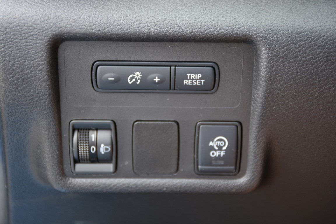 Nissan Micra TEKNA 1,0 i 74 kw jen 17000km- 2020 - 16