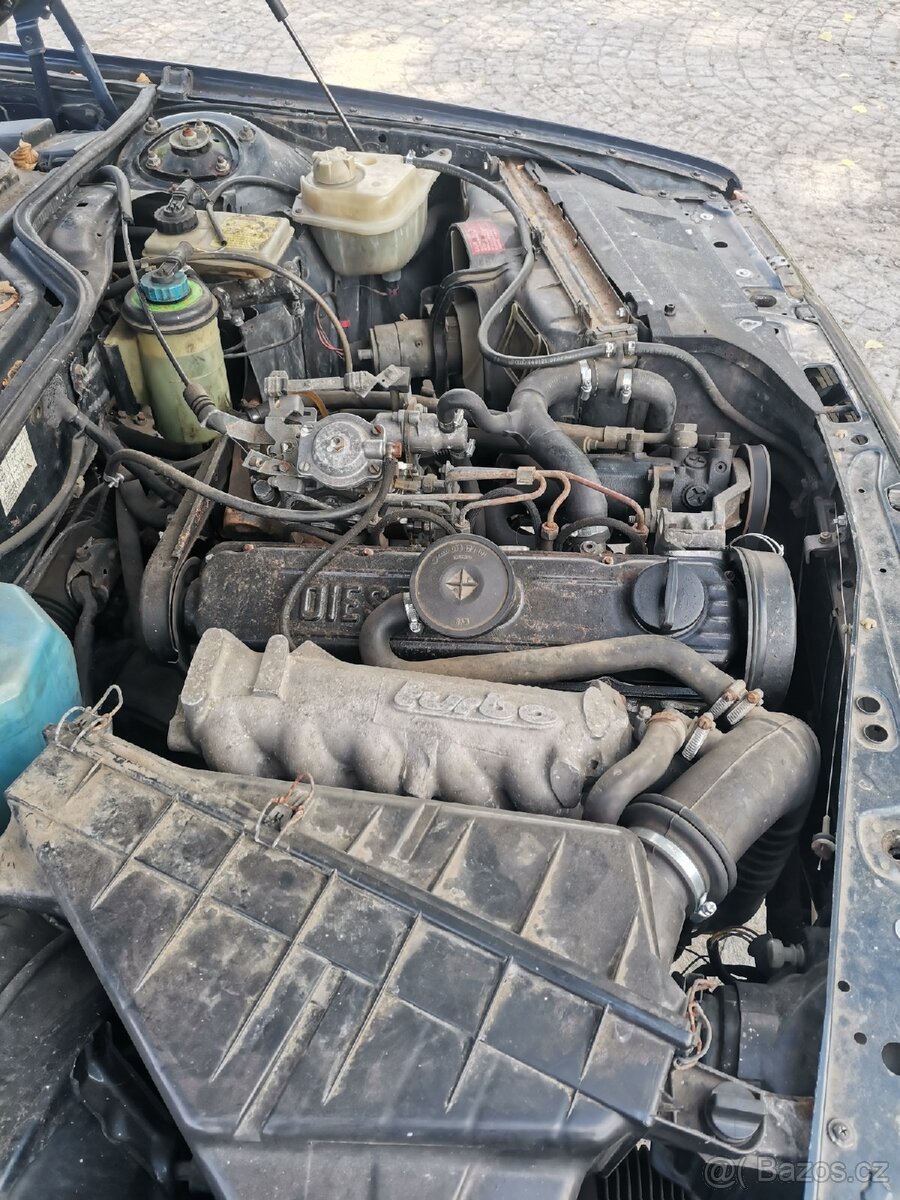 Audi 100 c3 2.0 turbo diesel 5 válec - 16