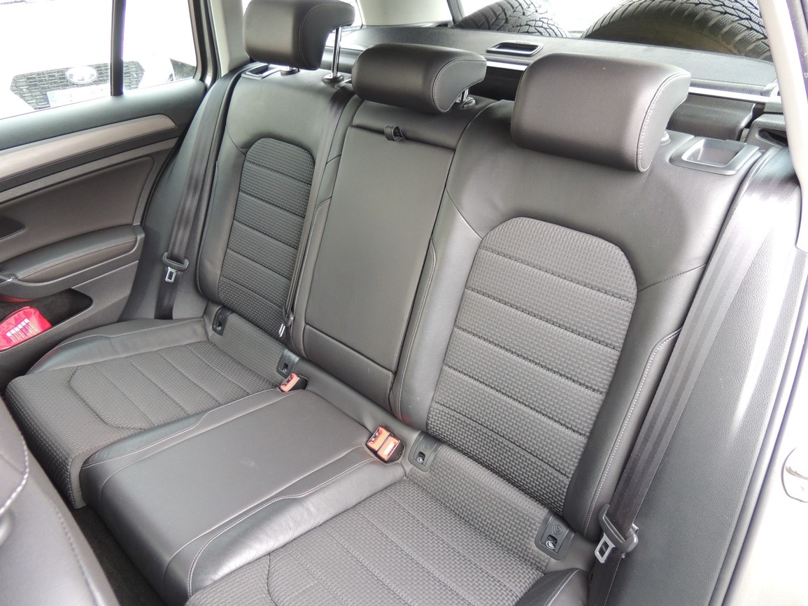 VW Golf Combi 1.4TSi,90kw,2015,ČR,153000km,-21%DPH - 16