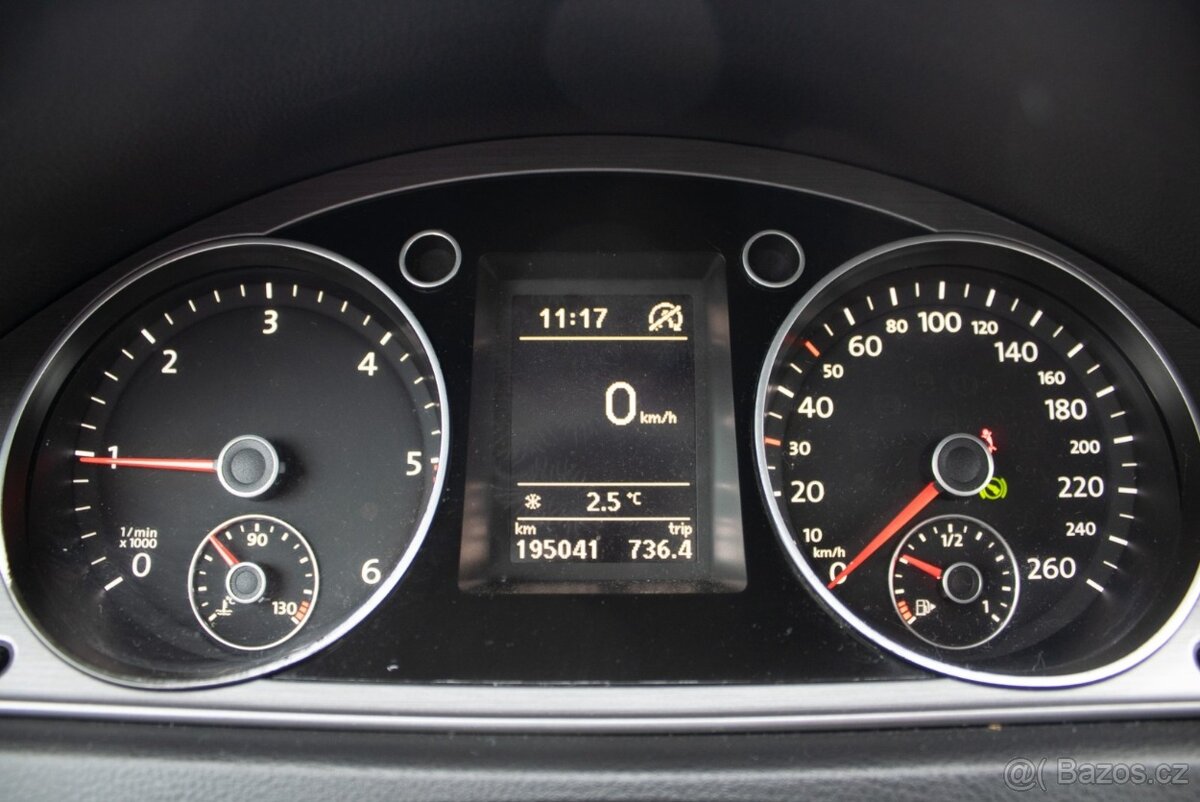 Volkswagen Passat Variant - 16