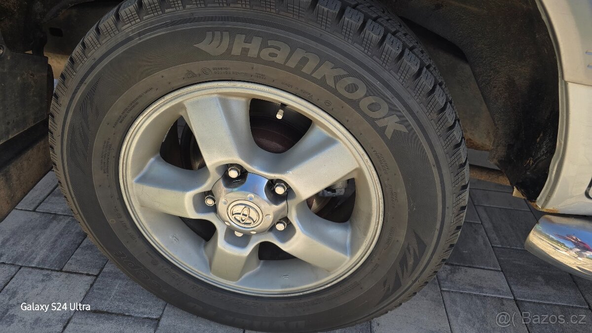 Toyota Land Cruiser 100 - 16