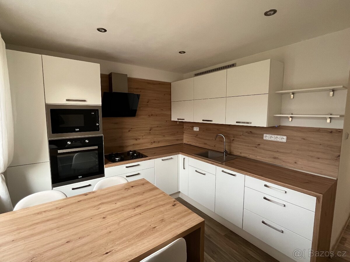 Prodám byt 3+1 v Lokti - 16