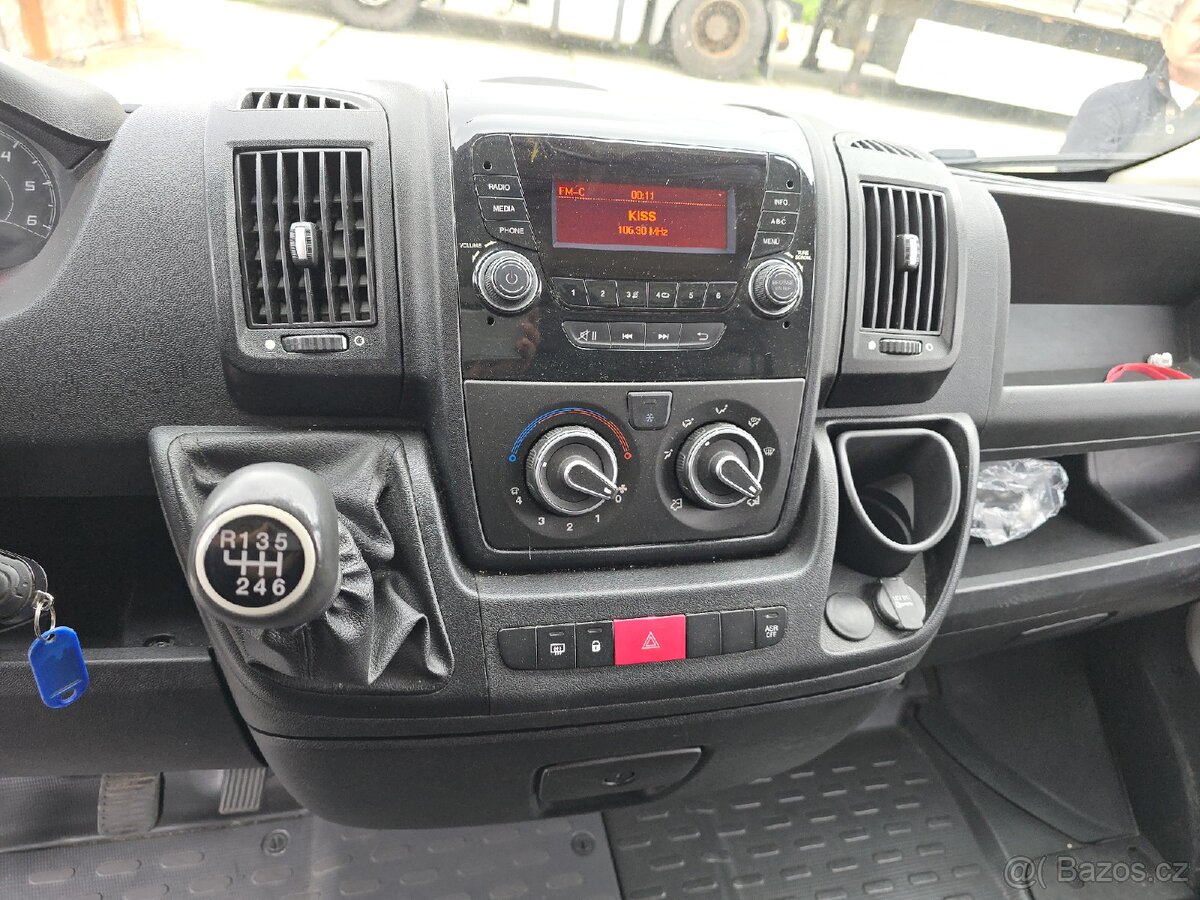 Peugeot Boxer
2,0 HDI
- 16