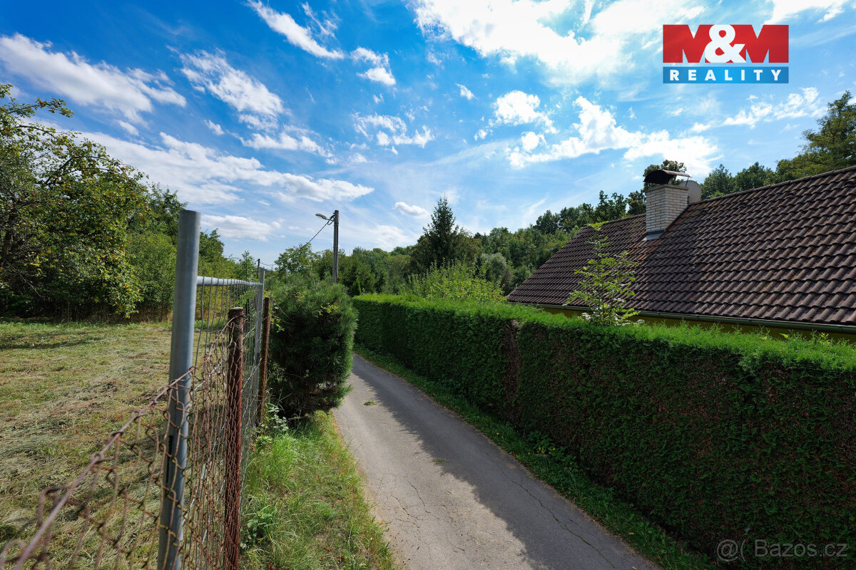 Prodej pozemku k bydlení, 1303 m², Ptení - 16