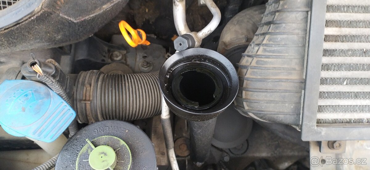 VW MULTIVAN T4 2,5TDi75kw,rv4/2000,7míst,2.MAJ,ALU,ZAHRADKA - 16