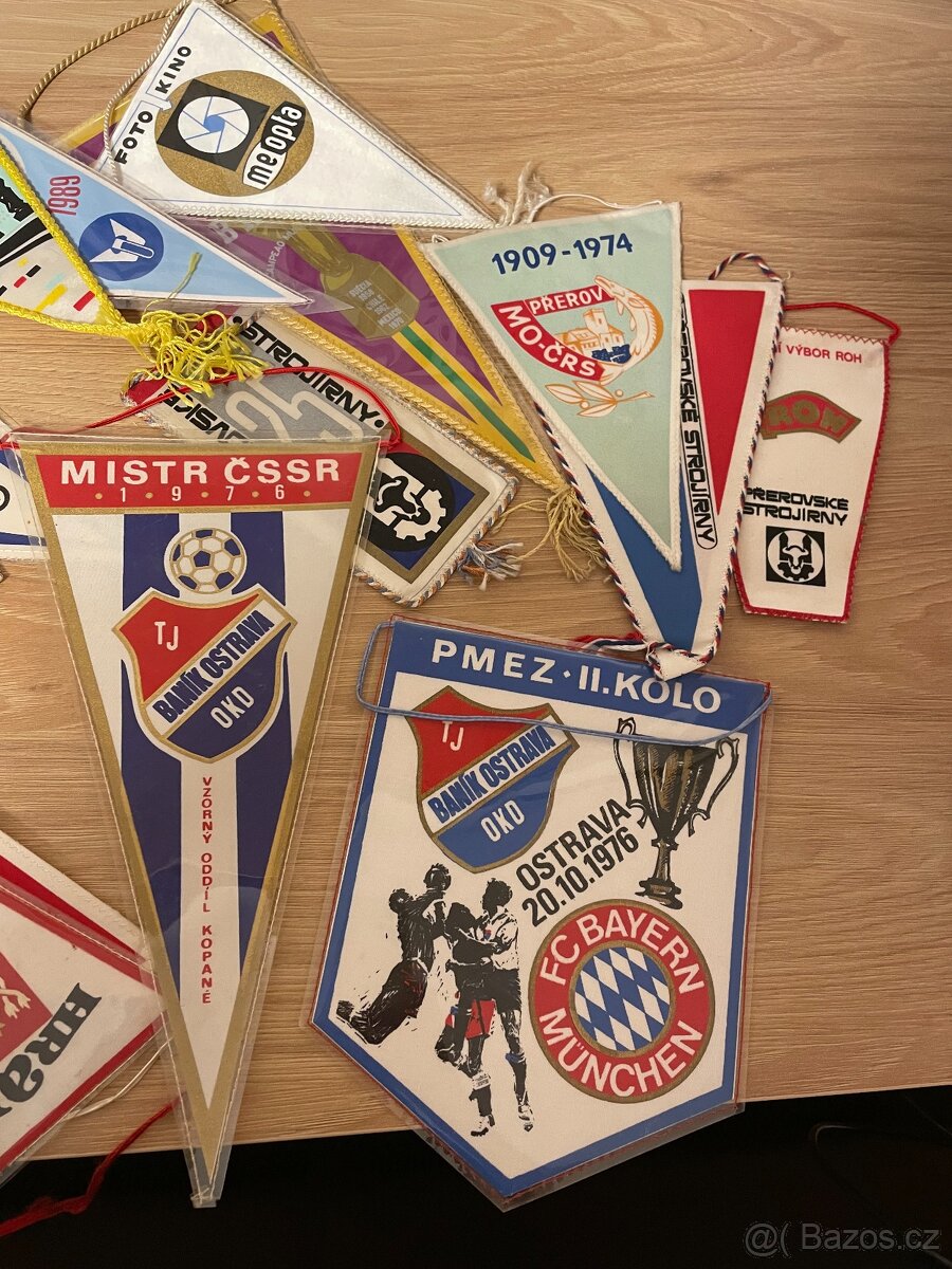 Vlaječky MEGA KONVOLUT - Sparta, Bohemians apod. - 16