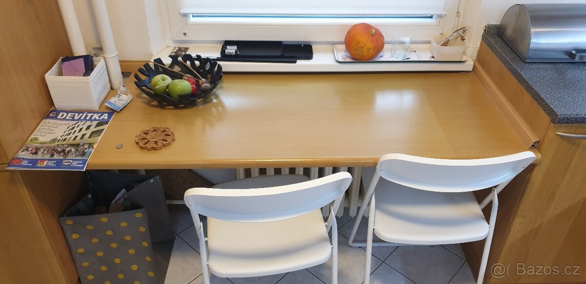 kuchyň s funkčními spotřebiči v zachovalém stavu - 16