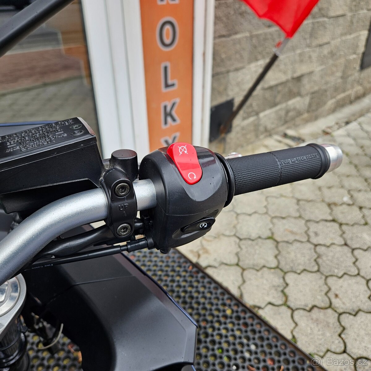 Yamaha FZ 6 S2 Fazer, laděný výfuk s tlumivkou, pěkný stav - 16