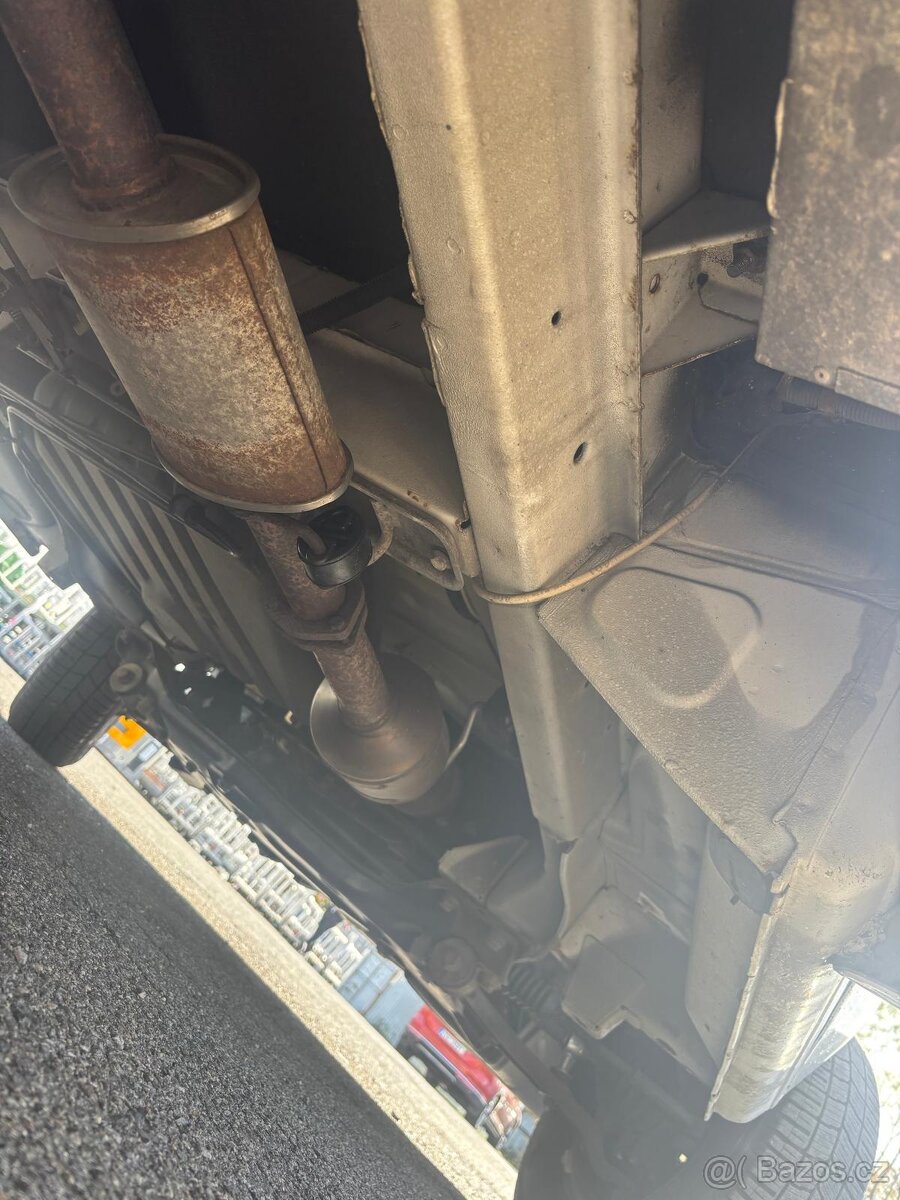 Obytné auto - Burstner - ZIMNÍ VERZE, VELMI ZACHOVALÉ AUTO - 16