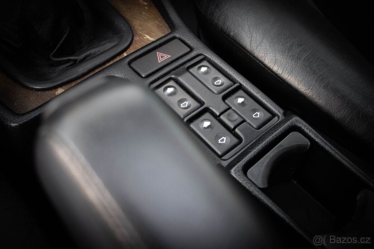 BMW 530i V8 160kw Touring E34 - 16