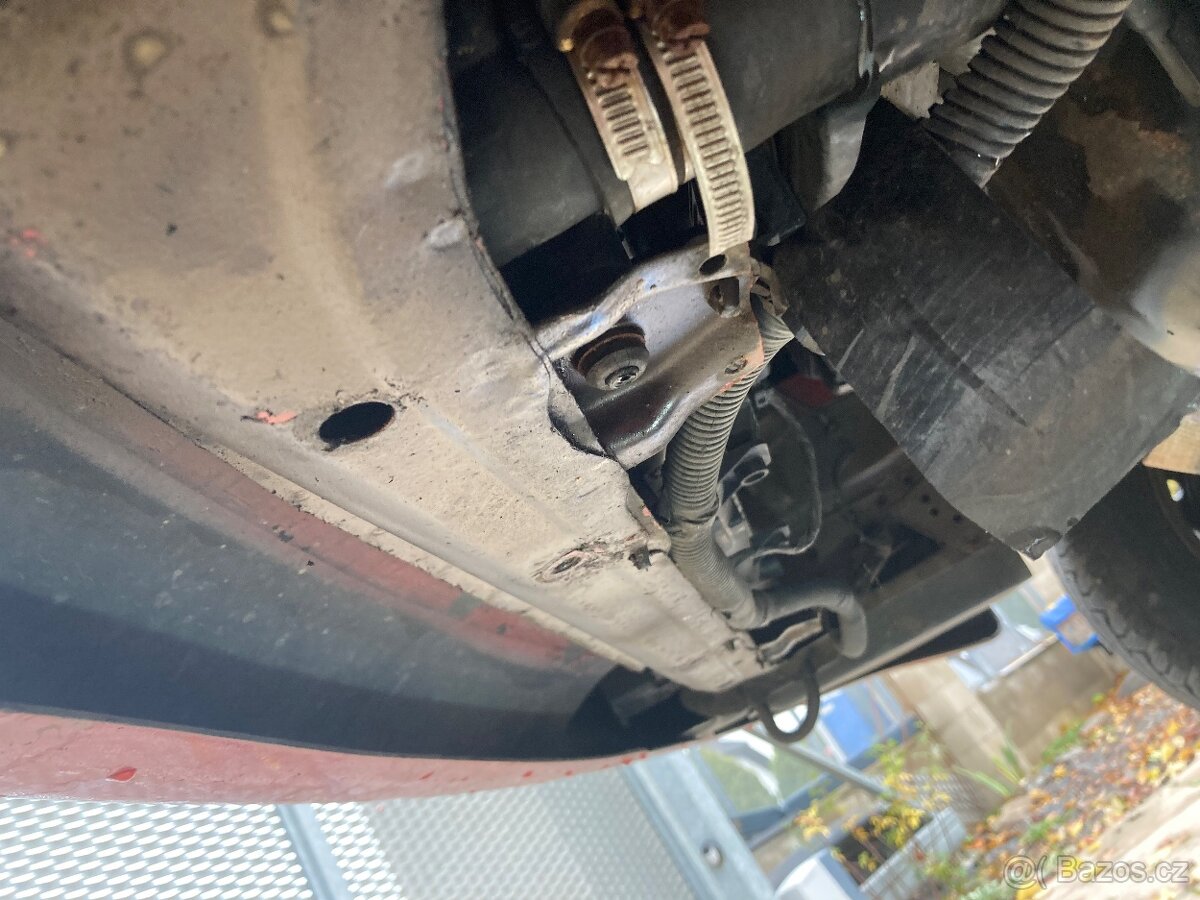 NÁHRADNÍ DÍLY - Subaru Impreza GF RX 85 kW - 16