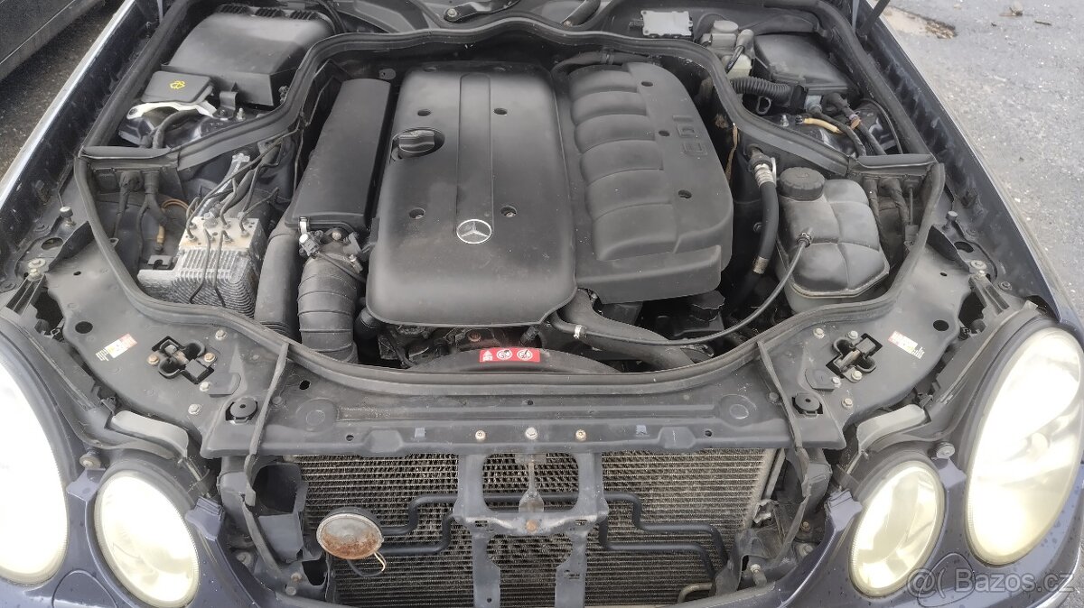 Náhradní díly na Mercedes E - w211 sedan - 16