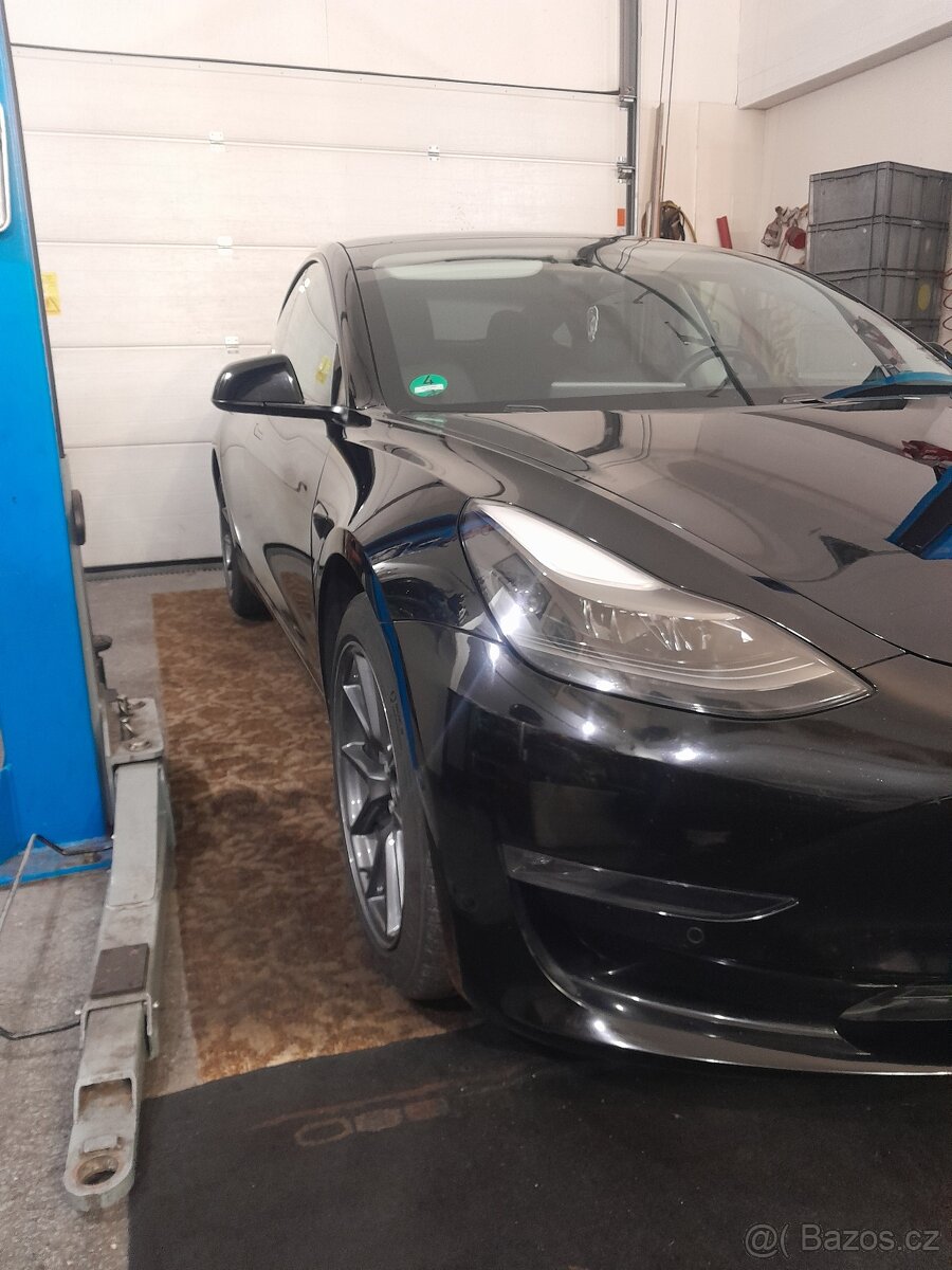 Tesla model 3 2021 Refresh - 16