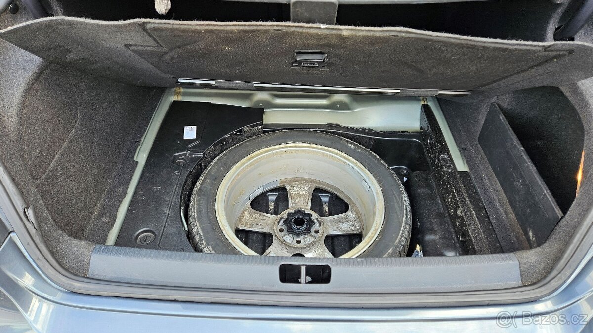 VOLKSWAGEN PASSAT CC 2,0 TDI 103 kW 4x4 - 16