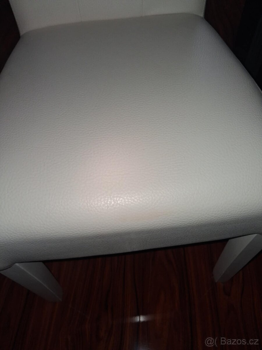 Jídelní sestava - 16