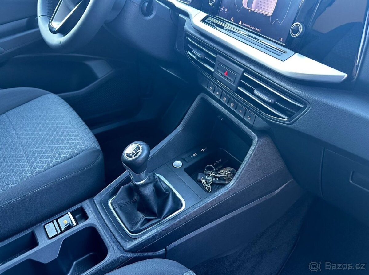 Ford Tourneo Connect - 16