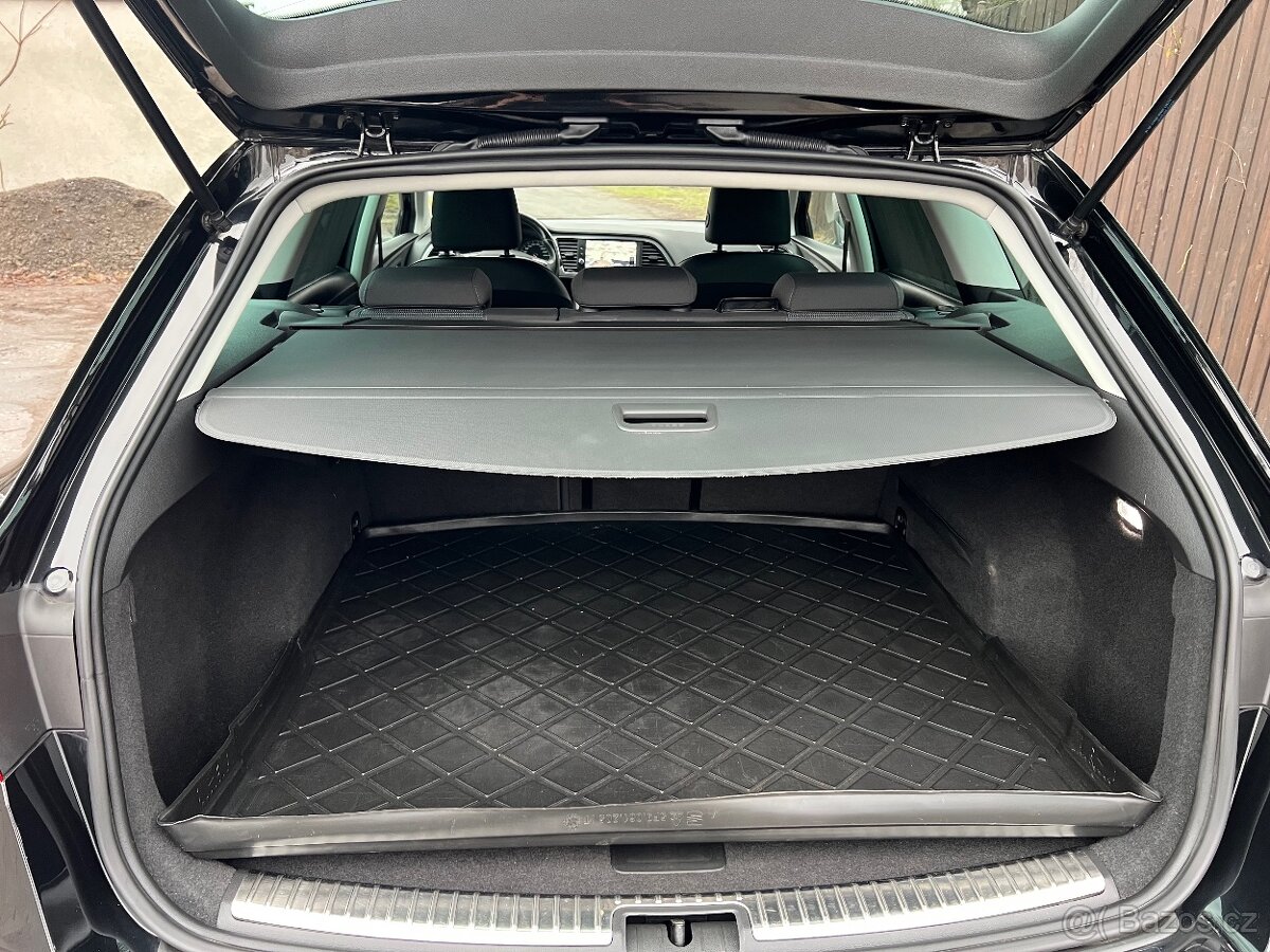 SEAT LEON ST FACELIFT 1.4TSI EXCELLENCE FullLED/KAMERA - 16