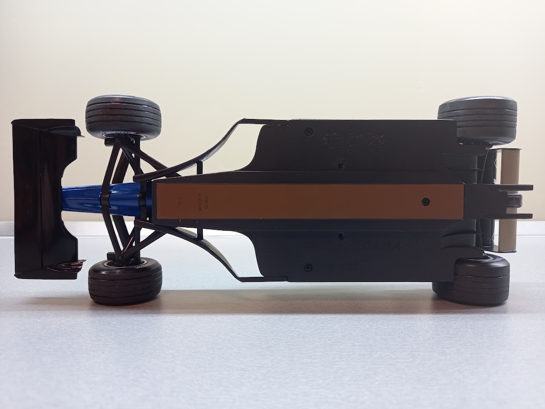 F1 PROST ACER AP04 2001 TOMÁŠ ENGE MINICHAMPS 1:18 - 16