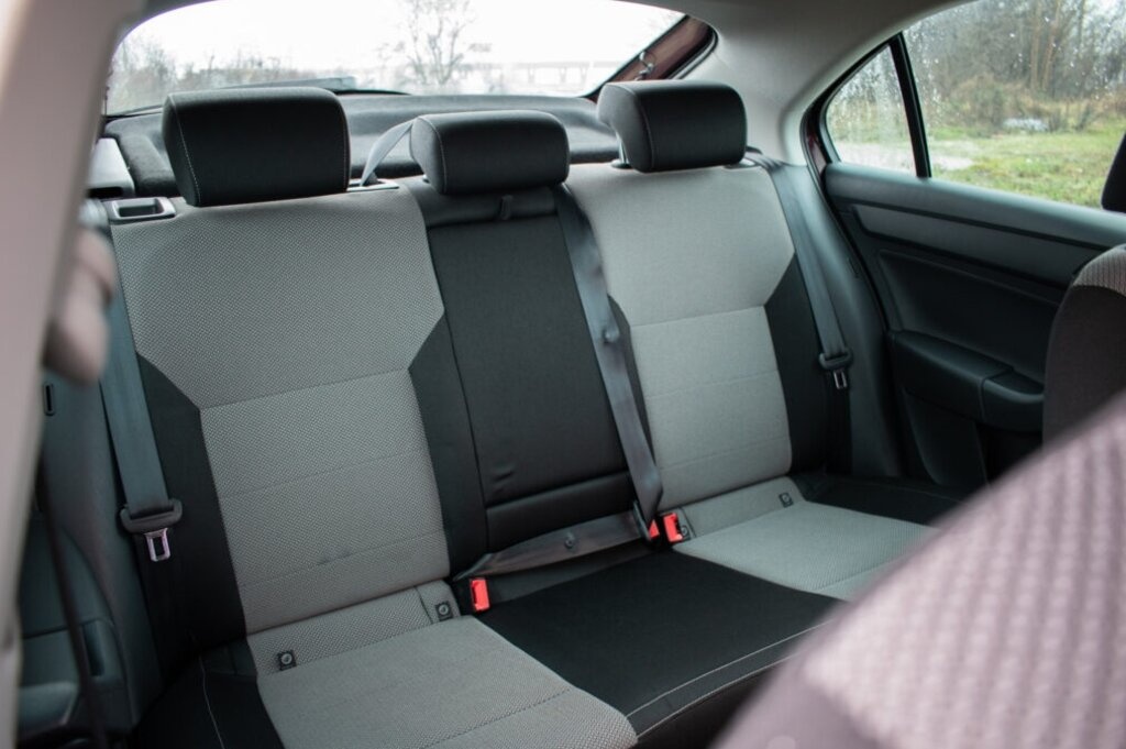 Škoda Rapid 1.2 TSI 77kw M6 - 16