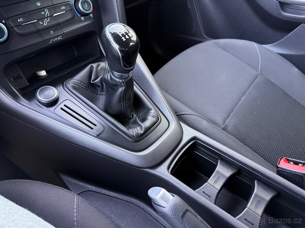 Ford Focus 1.6i 63 kw / 2017 - 16
