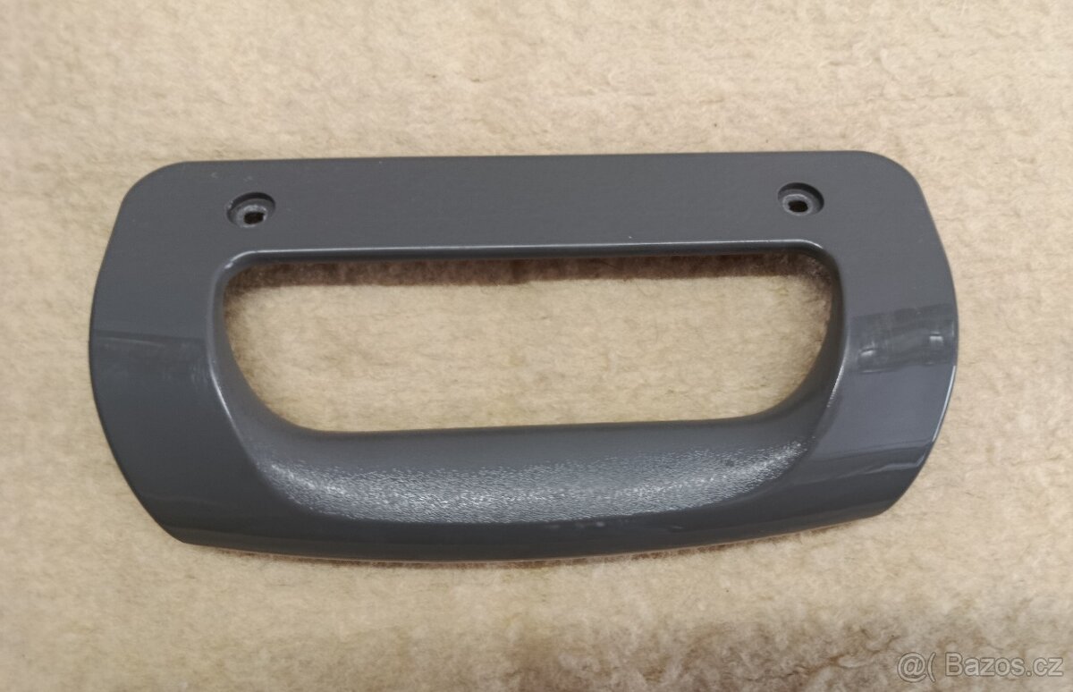 Madlo dveří lednice - 16