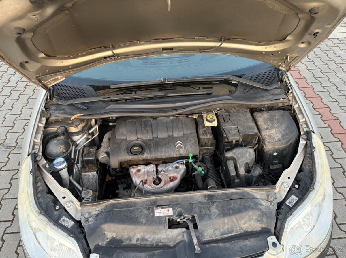 Citroen C4 1.4i 16V ČR STK 2/2028 - 16