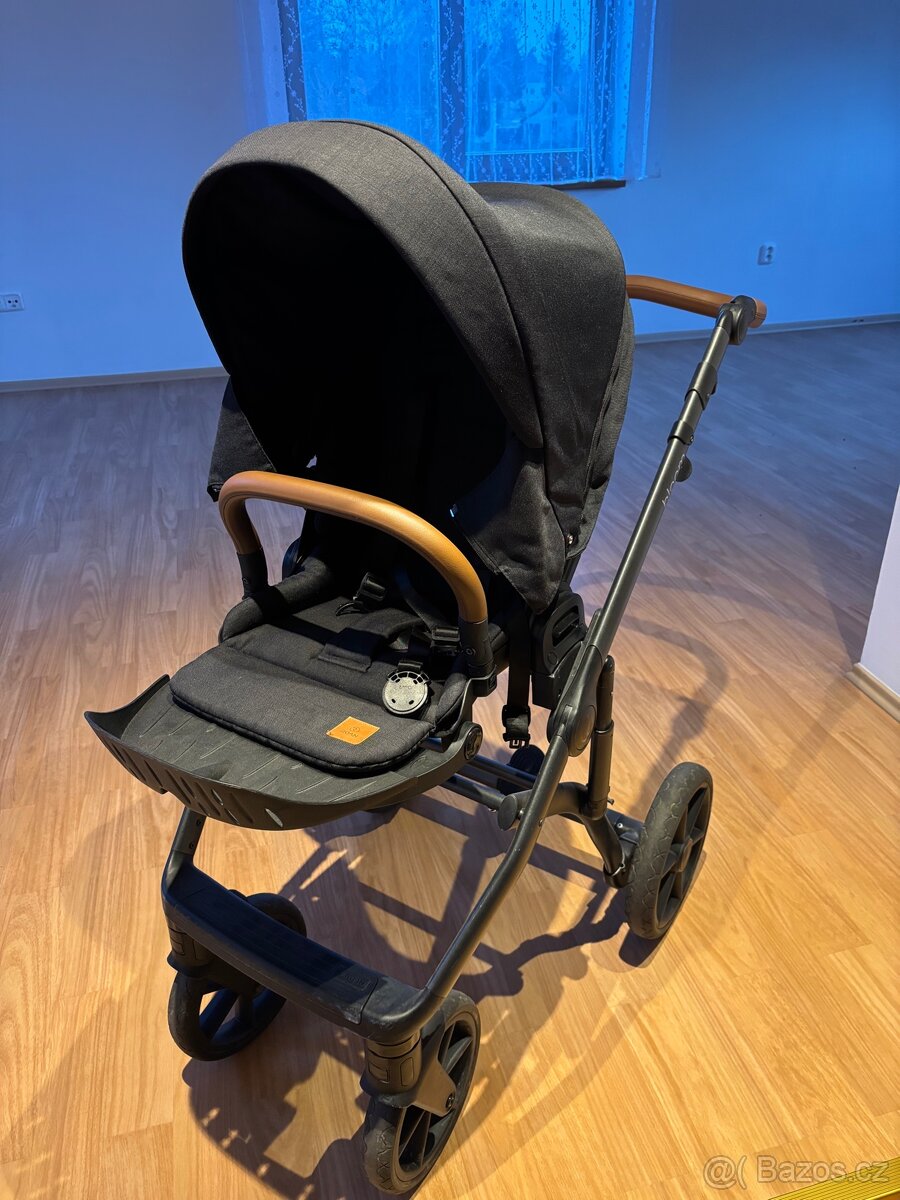 Kočárek Roan Bass Next - 16