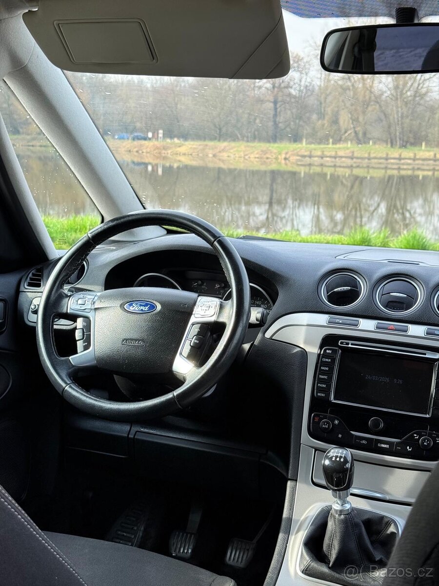 FORD GALAXY 2010 TDi 7mist - 16