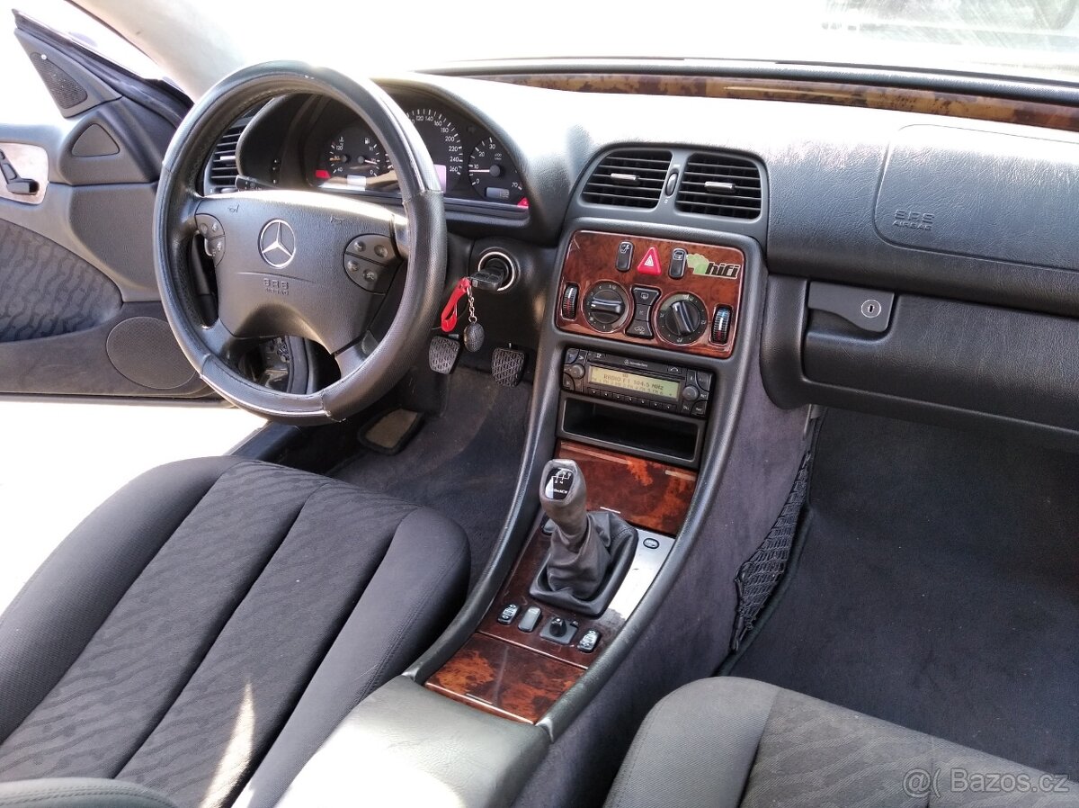 Mercedes-Benz CLK 230-142kw kupé - 16