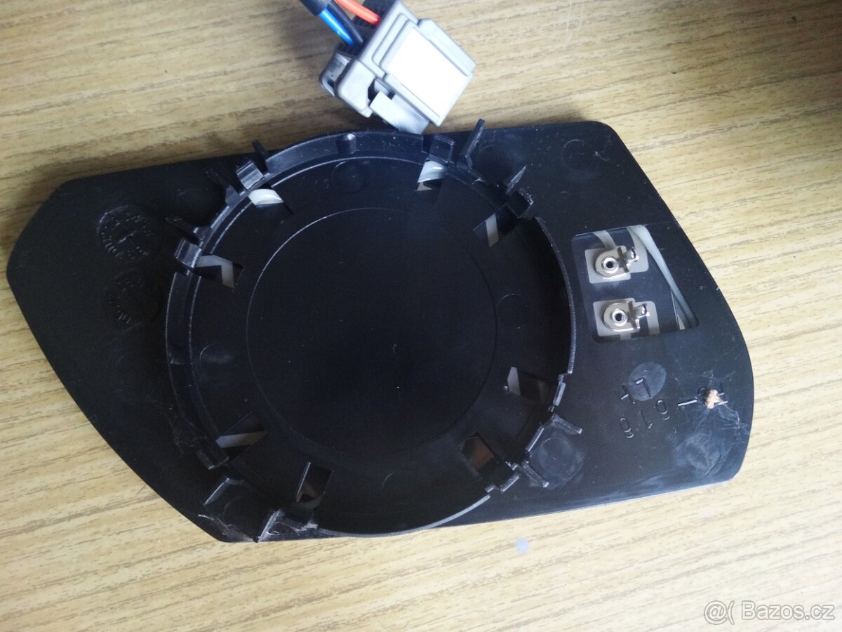 Ford Mondeo MK3 zrcátka, Phersony, kladka, masky, světla... - 16