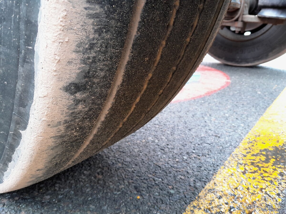 Kontejnerový návěs M & V 2x20,30,40,45 - 16