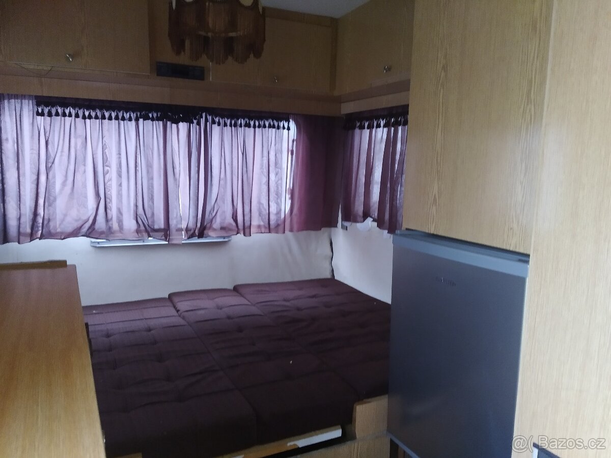obytný karavan - 16