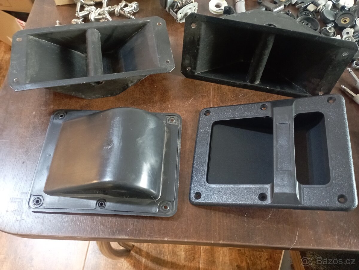 Součástky pro kytaráře atd - 16