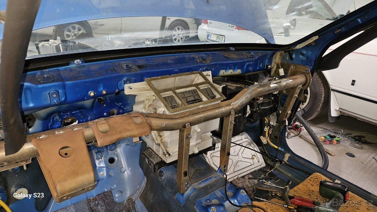 Subaru Impreza STi Type R Coupe kupé LHD replika 22B, v ČR - 16