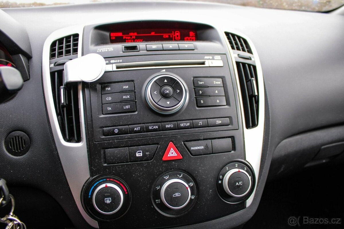 Kia Cee´d SW 1.4 CVVT 16V LX - 16