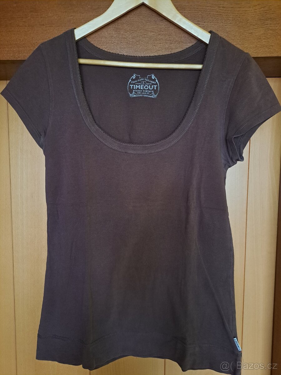 Balík dámského oblečení vel. L (17 kusů) - 16