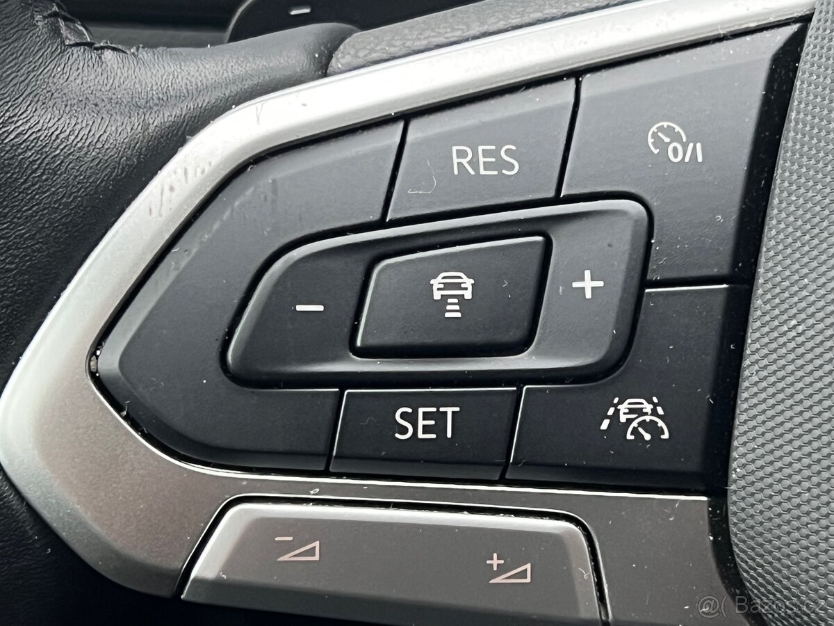 VW Passat Variant 2.0TDi 110kw 2024 33 tkm - odpočet DPH - 16