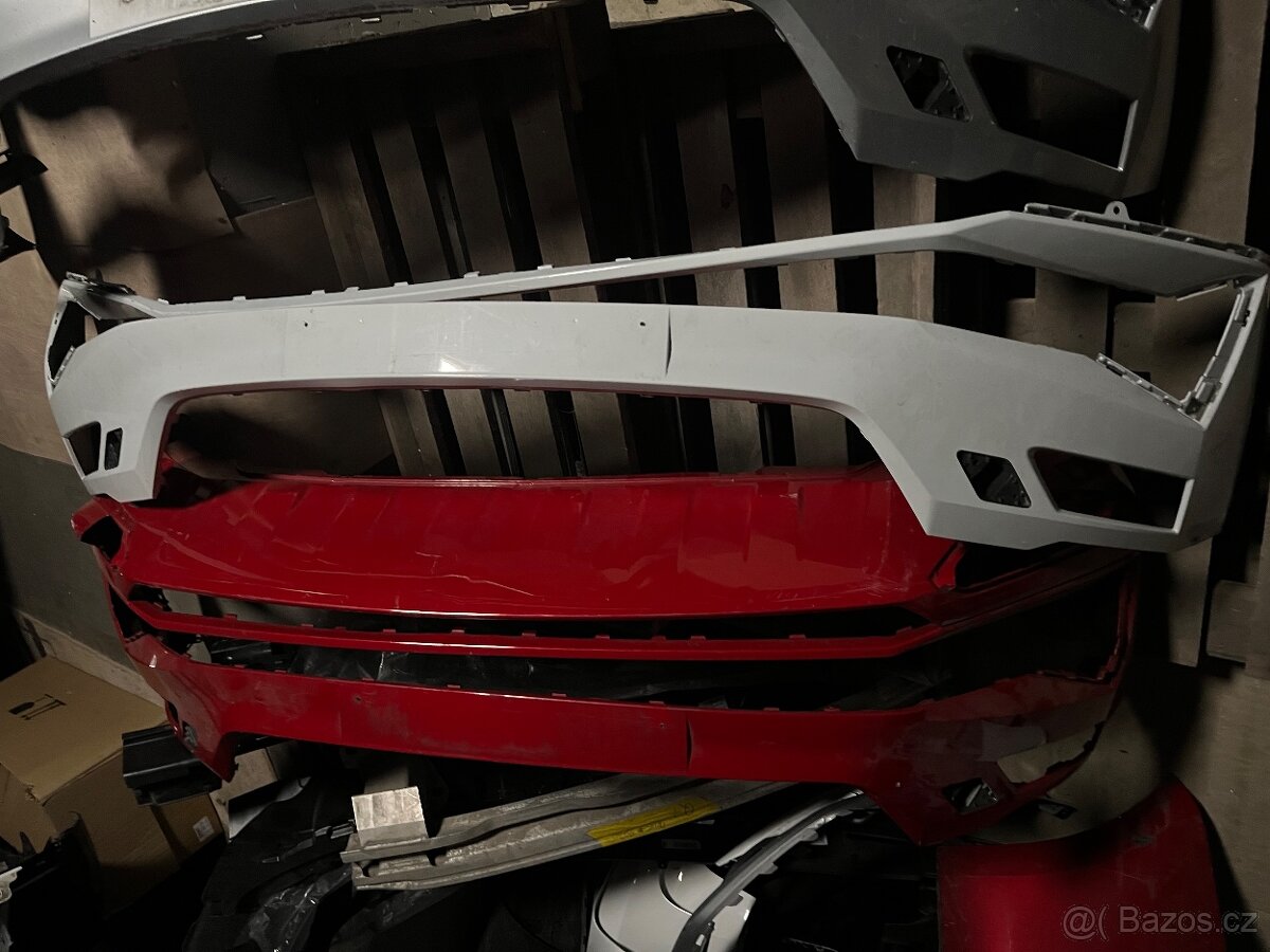 Karoq-kapota,svetla,narazniky,blatniky,dveře. - 16