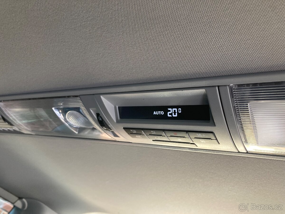 Multivan 110KW DSG R.V-6/2017 - 16