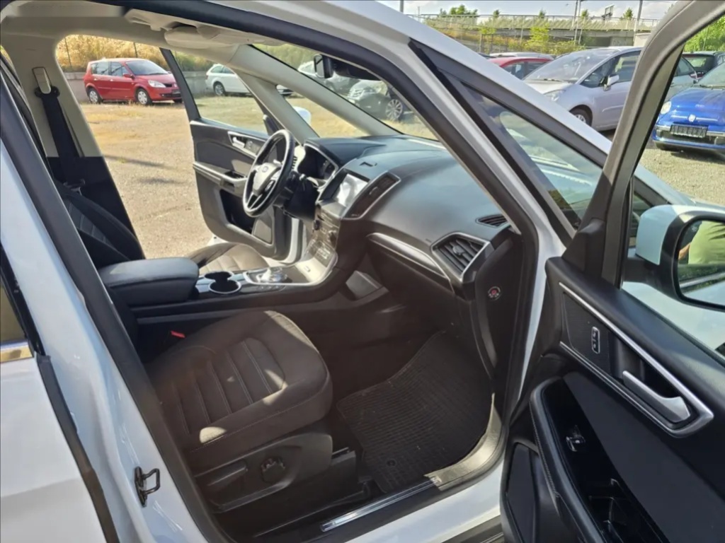 Ford Galaxy, 2,0 TDCi 110kW TITANIUM 7míst - 16