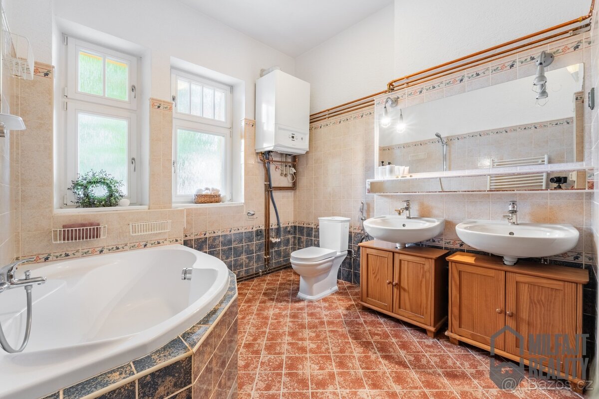 Prodej bytu 3+1 - 105 m², terasa, 2x parkign, zahrada, Liber - 16