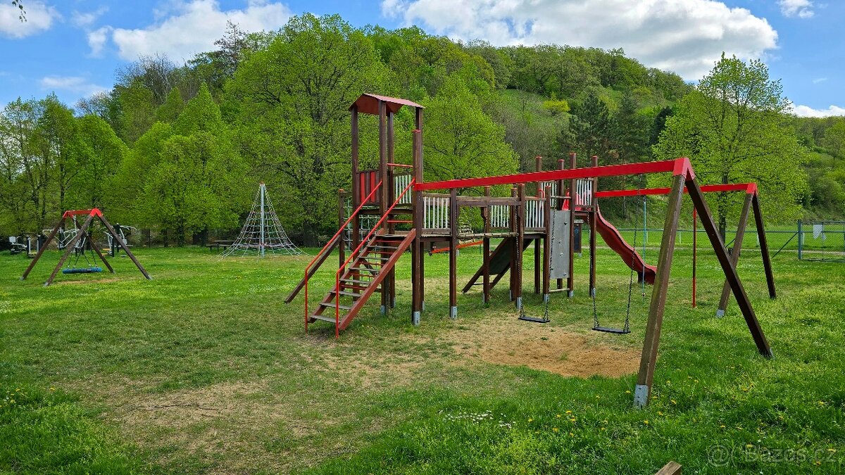 Stavební pozemek o výměře 781m2, v obci Milovice u Mikulova - 16