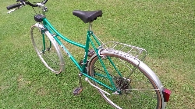 Dámské kolo VELAMOS,ESKA,UKRAJINA - 16