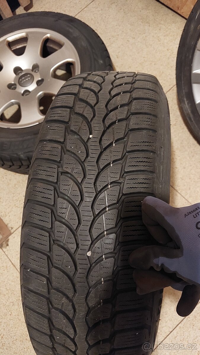 Originální Audi disky 7Jx15 H2 ET39 s pneumatikami Bridgesto - 16