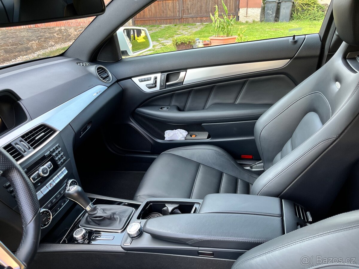 Mercedes C63 AMG, W204 - 16