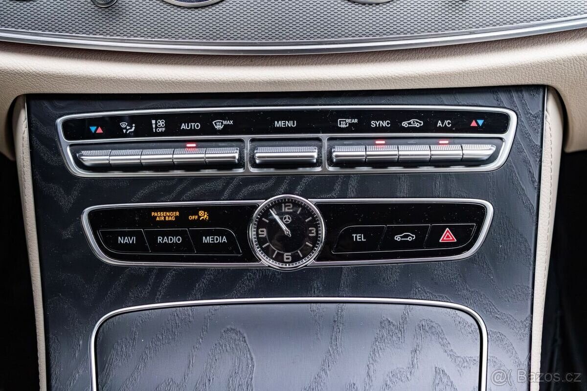 Mercedes-Benz E200d 110kW Avantgarde - 16