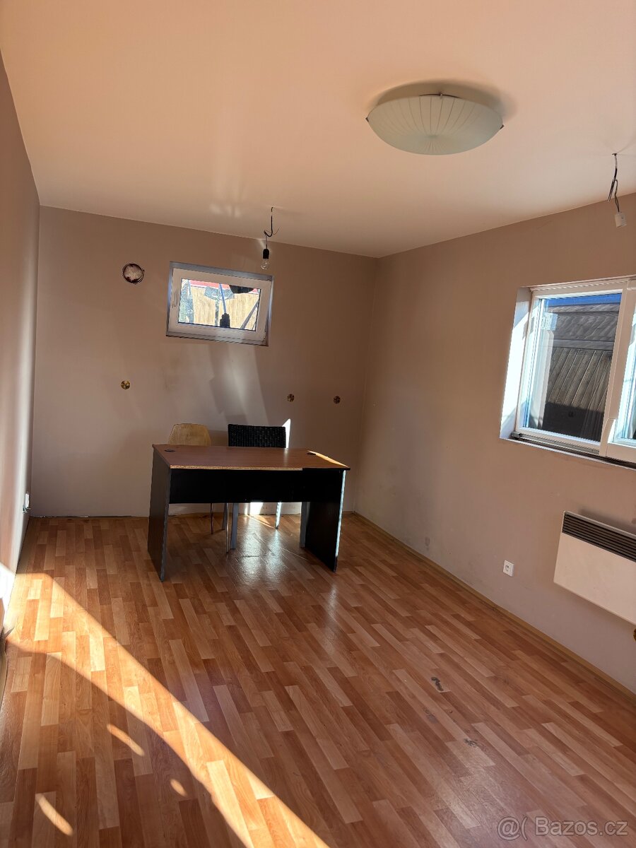 Po rekonstrukci nová buňka možnost jako malou chalupu, nebo - 16